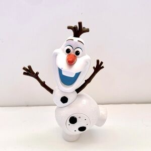 DISNEY FROZEN 2 OLAF SNOWMAN BOP IT GAME